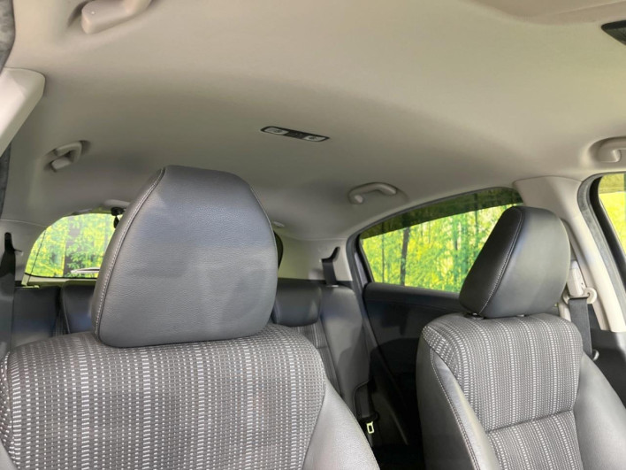 2014 Honda VEZEL DAA-RU3 (UW-6a2632cb96318)[22]