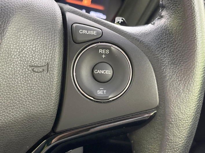 2014 Honda VEZEL DAA-RU3 (UW-6a2632cb96318)[26]