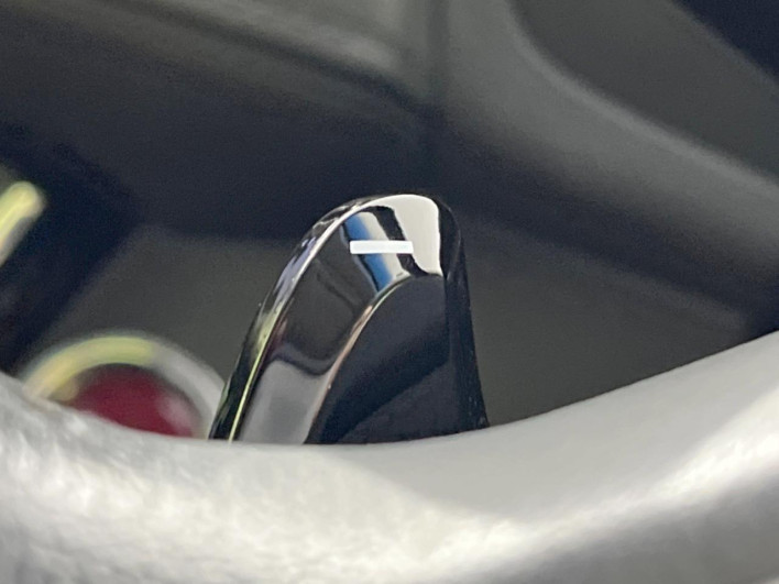 2014 Honda VEZEL DAA-RU3 (UW-6a2632cb96318)[29]