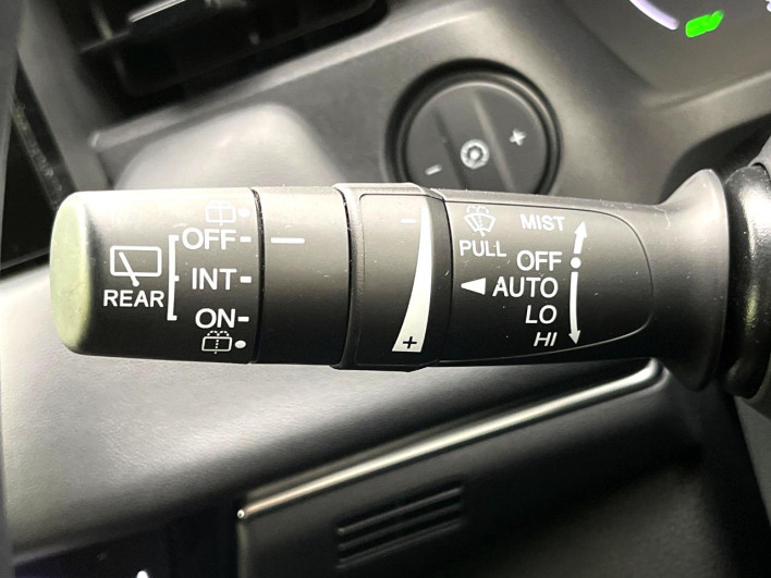 2021 Honda VEZEL 6AA-RV5 (UW-6a2632cef1c20)[18]