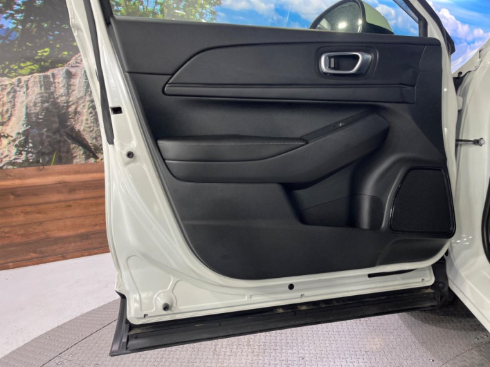 2024 Honda VEZEL 6AA-RV5 (UW-6a2632d3f3f19)[26]