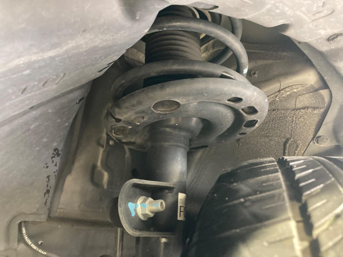 2019 Nissan Elgrand DBA-TE52 (UW-6a2632e5c06f2)[27]