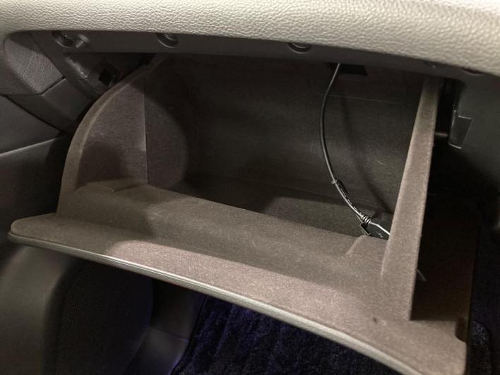 2019 Nissan Elgrand DBA-TE52 (UW-6a2632e5c06f2)[24]