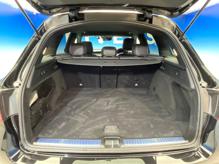 2020 Mercedes Benz GLC 3DA-253915 (UW-6a2632f456659)[17]