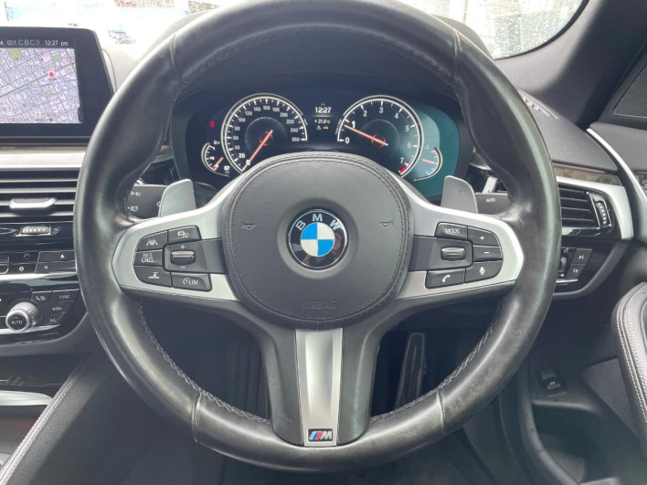 2018 BMW 5 Series DBA-JA20 (UW-6a2632f7a6d0f)[19]