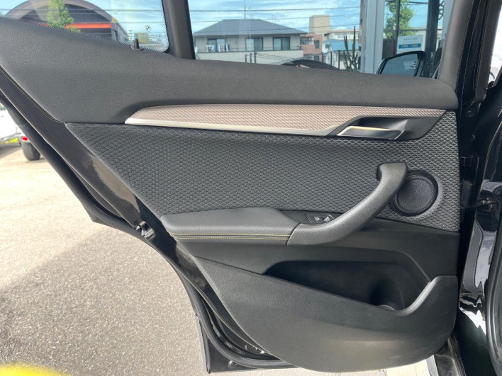 2019 BMW X2 LDA-YK20 (UW-6a2632f97a1a5)[21]