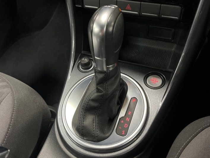 2017 Volkswagen The Beetle DBA-16CBZ (UW-6a2632fd9046c)[8]