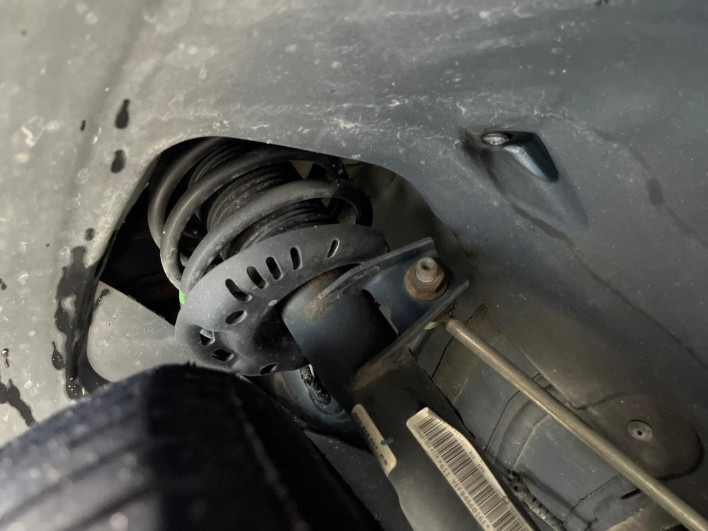 2017 Volkswagen The Beetle ABA-16CZD (UW-6a2632fd92e27)[9]