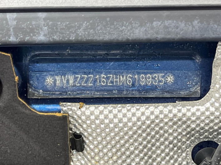 2017 Volkswagen The Beetle ABA-16CZD (UW-6a2632fd92e27)[1]