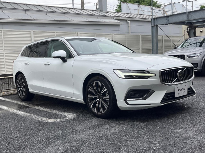 2023 Volvo V60 5AA-ZB420TM (UW-6a26330367d00)[6]