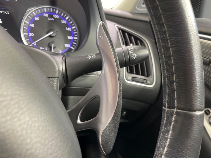 2017 Nissan Skyline DBA-YV37 (UW-6a263303c8de0)[14]