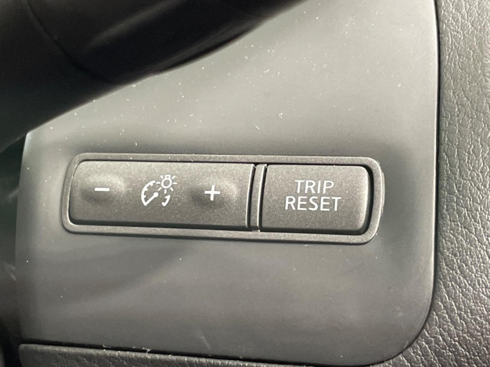 2017 Nissan Skyline DBA-YV37 (UW-6a263303c8de0)[27]