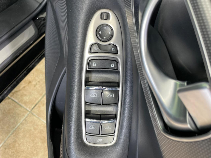 2017 Nissan Skyline DBA-YV37 (UW-6a263303c8de0)[21]