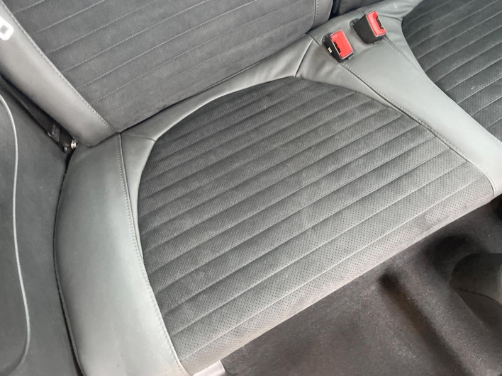 2018 Abartha Abarth 595 ABA-31214T (UW-6a26330764626)[24]
