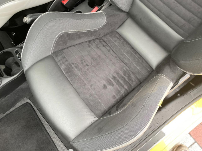 2018 Abartha Abarth 595 ABA-31214T (UW-6a26330764626)[18]