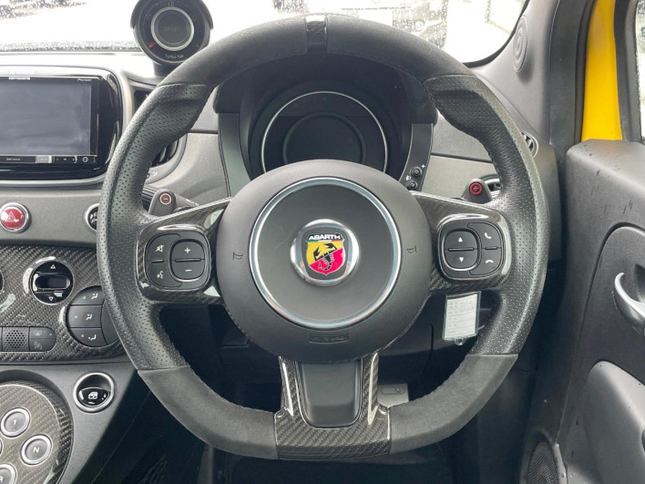2018 Abartha Abarth 595 ABA-31214T (UW-6a26330764626)[26]