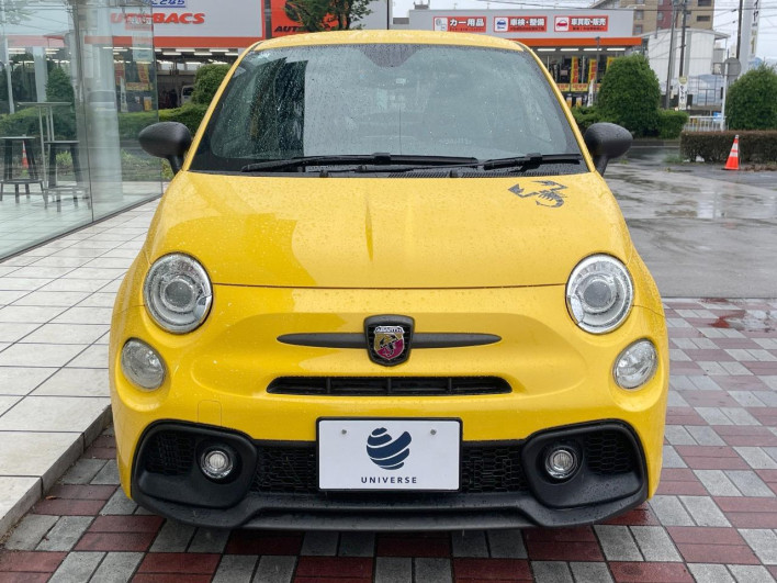 2018 Abartha Abarth 595 ABA-31214T (UW-6a26330764626)[7]