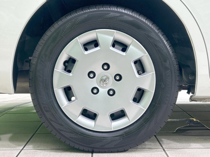 2015 Toyota Isis DBA-ZGM10G (UW-6a26330818d22)[13]