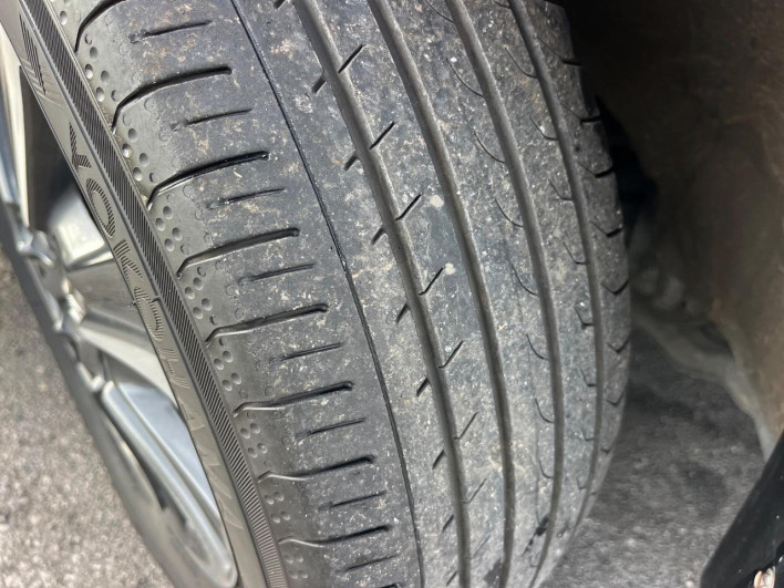 2018 Toyota Noah DBA-ZRR80W (UW-6a26330d7fd4f)[9]