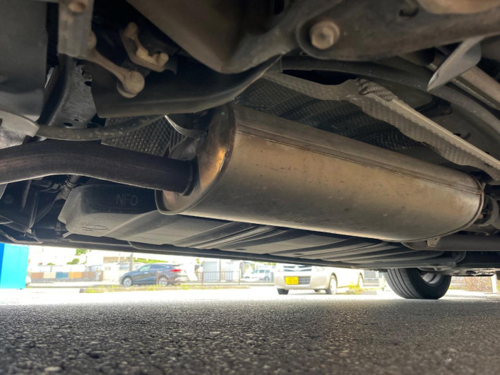 2018 Toyota Noah DBA-ZRR80W (UW-6a26330d7fd4f)[17]
