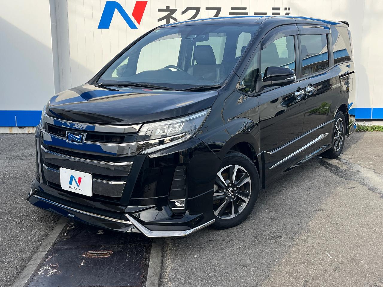 2018 Toyota Noah DBA-ZRR80W