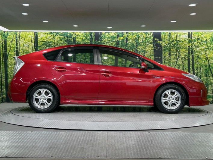 2013 Toyota Prius DAA-ZVW30 (UW-6a26331c0419d)[16]