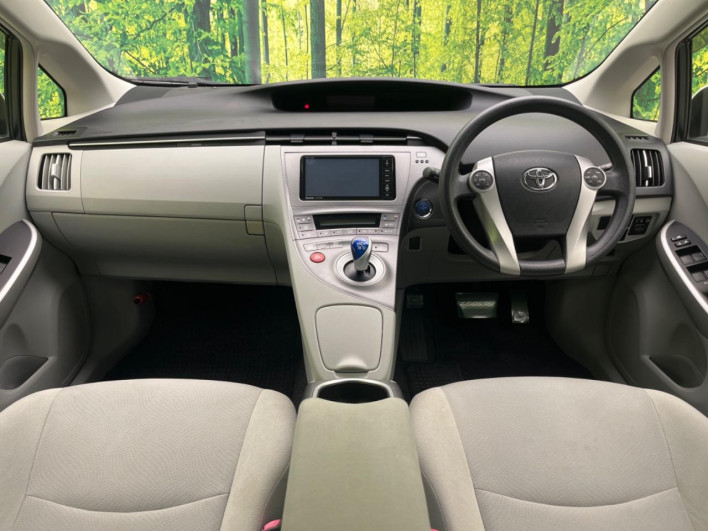 2013 Toyota Prius DAA-ZVW30 (UW-6a26331db07b5)[21]