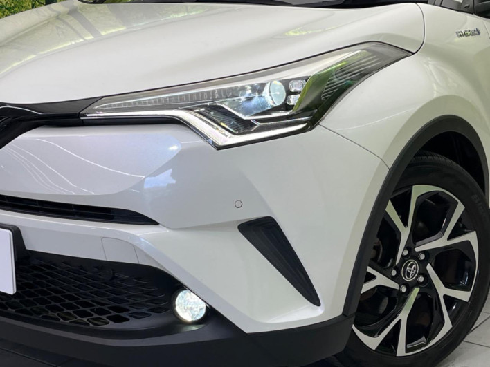 2017 Toyota C-HR DAA-ZYX10 (UW-6a2633328996c)[10]
