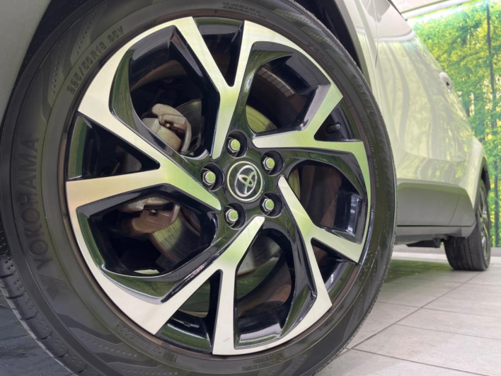 2017 Toyota C-HR DAA-ZYX10 (UW-6a2633328996c)[11]