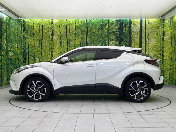 2017 Toyota C-HR DAA-ZYX10 (UW-6a2633328996c)[17]