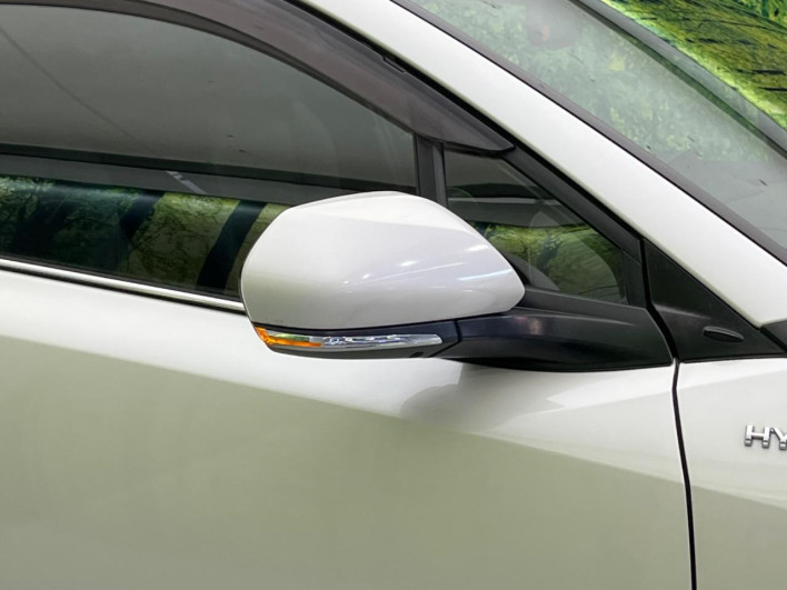 2017 Toyota C-HR DAA-ZYX10 (UW-6a2633328996c)[9]