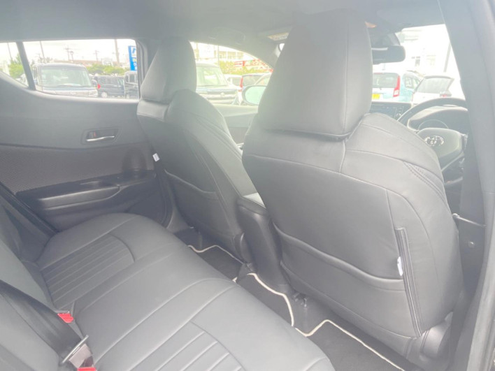 2018 Toyota C-HR DAA-ZYX10 (UW-6a2633338c54e)[29]