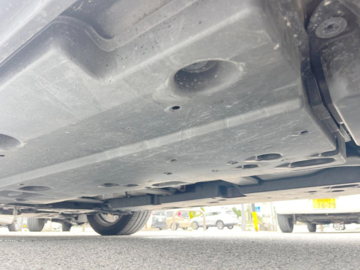 2018 Toyota C-HR DAA-ZYX10 (UW-6a2633338c54e)[24]