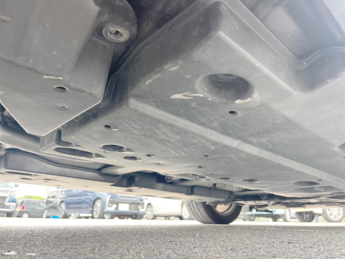 2018 Toyota C-HR DAA-ZYX10 (UW-6a2633338c54e)[20]