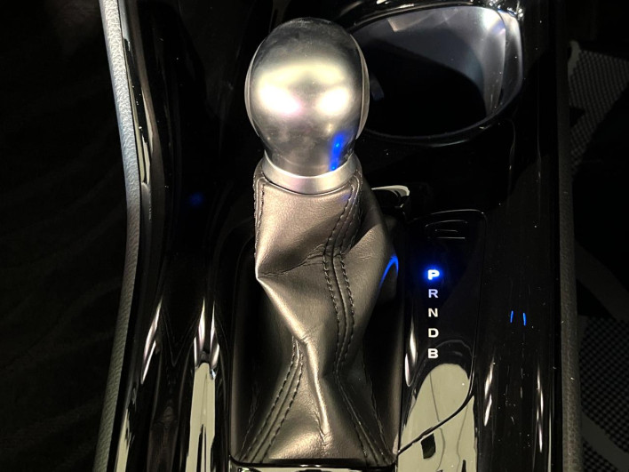 2018 Toyota C-HR DAA-ZYX10 (UW-6a263334819d1)[18]
