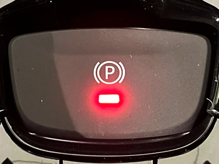 2018 Toyota C-HR DAA-ZYX10 (UW-6a263334819d1)[19]