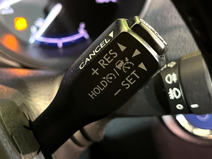 2018 Toyota C-HR DAA-ZYX10 (UW-6a263334819d1)[27]