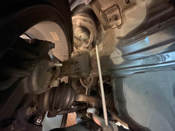 2010 Toyota Estima DBA-ACR50W (UW-6a2783869f3eb)[10]