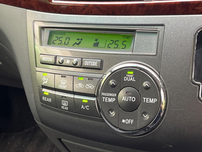 2011 Toyota Estima DBA-ACR50W (UW-6a278387992b3)[14]