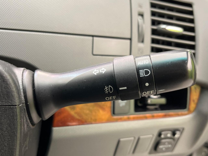 2011 Toyota Estima DBA-ACR50W (UW-6a278387992b3)[15]