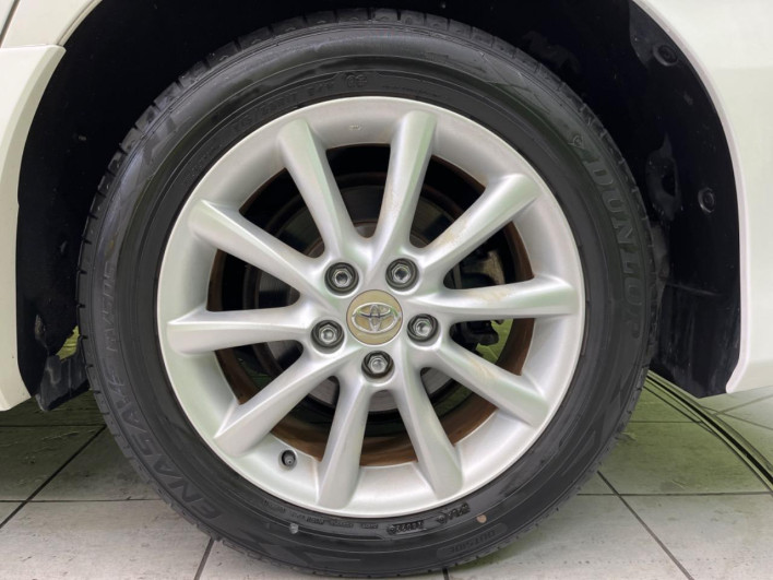 2011 Toyota Estima DBA-ACR50W (UW-6a278387992b3)[26]