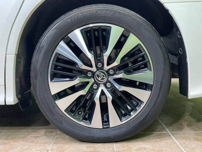 2020 Toyota Vellfire 3BA-AGH30W (UW-6a27838d9b90a)[18]