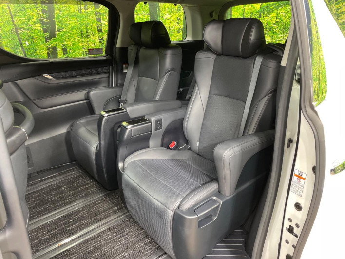 2020 Toyota Vellfire 3BA-AGH30W (UW-6a27838d9b90a)[27]
