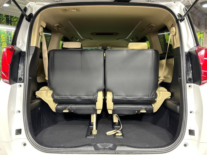 2018 Toyota Alphard DBA-AGH35W (UW-6a278394e742f)[7]
