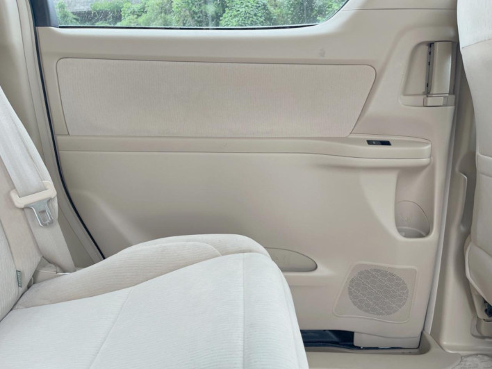 2009 Toyota Alphard DBA-ANH20W (UW-6a27839d045ca)[27]