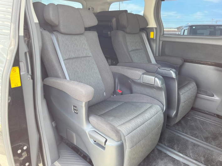 2013 Toyota Alphard DBA-ANH20W (UW-6a27839db9dfc)[13]
