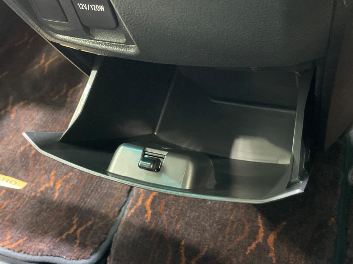 2013 Toyota Alphard DBA-ANH20W (UW-6a27839ecf983)[27]