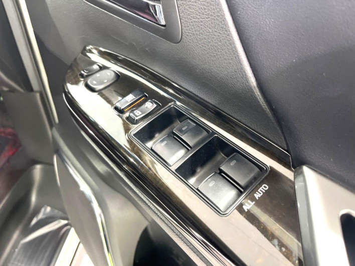 2012 Toyota Vellfire DBA-ANH25W (UW-6a27839fe5cd5)[12]