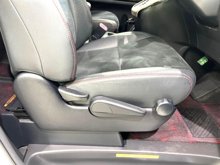 2012 Toyota Vellfire DBA-ANH25W (UW-6a27839fe5cd5)[13]
