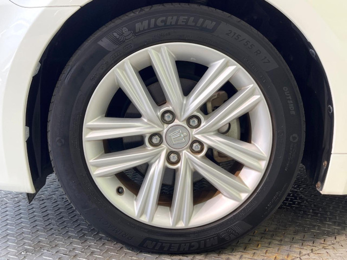 2013 Toyota Crown Hybrid DAA-AWS210 (UW-6a2783a29f7fa)[21]